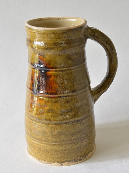 http://www.poteriedesgrandsbois.com/files/gimgs/th-31_PCH048-poterie-medievale-pichet-XVe.jpg