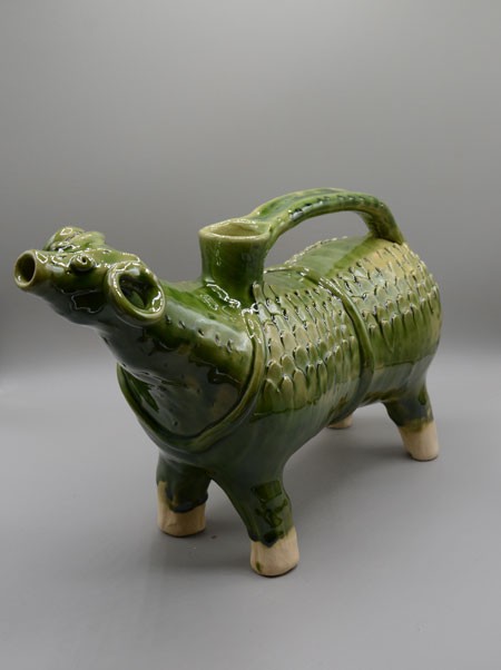 http://www.poteriedesgrandsbois.com/files/gimgs/th-45_AQU003-aquamanile-angleterre-2.jpg